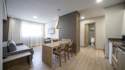 Laghetto Resort Golden - Apartamento Super Luxo Família